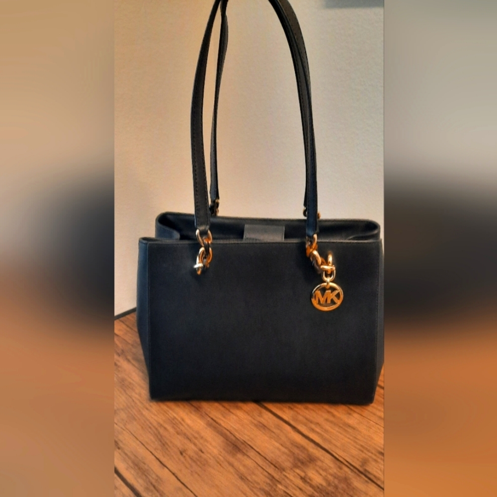 Michael Kors Tote